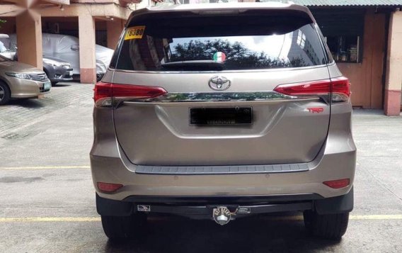 2nd Hand Toyota Fortuner 2017 for sale in Quezon City-4