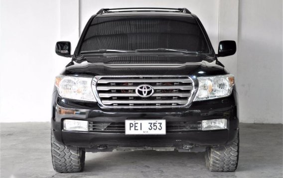 Sell 2nd Hand 2010 Toyota Land Cruiser at 30000 km in Quezon City-1