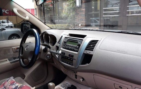 Sell Gray 2006 Toyota Fortuner in Quezon City-1