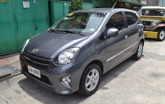 2nd Hand Toyota Wigo 2015 at 12000 km for sale in Manila-1