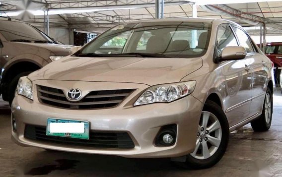Sell 2nd Hand 2010 Toyota Corolla Altis Automatic Gasoline at 74000 km in Makati-2
