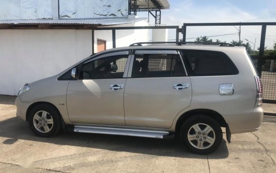 2nd Hand Toyota Innova 2008 Automatic Diesel for sale in Santiago