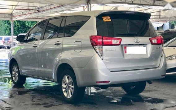 Selling 2nd Hand Toyota Innova 2019 in Makati-4