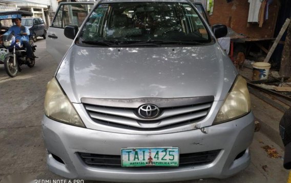 2nd Hand Toyota Innova 2011 for sale in Pasig-4