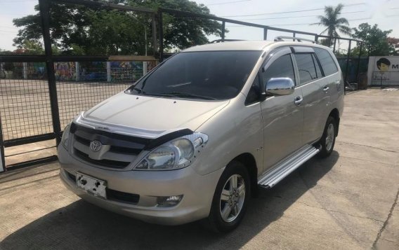 2nd Hand Toyota Innova 2008 Automatic Diesel for sale in Santiago-2