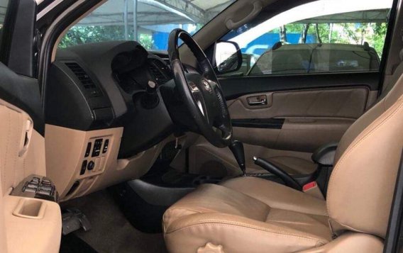 2nd Hand Toyota Fortuner 2014 for sale in Makati-8