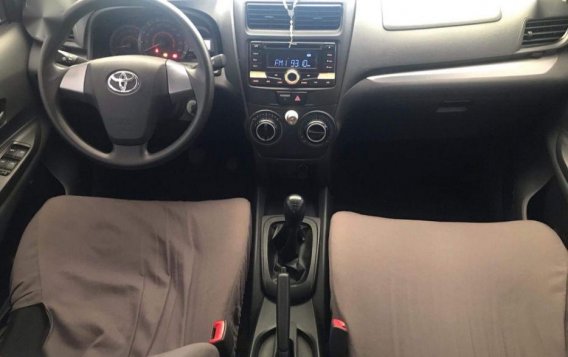 Selling Toyota Avanza 2016 Manual Gasoline in Makati-7