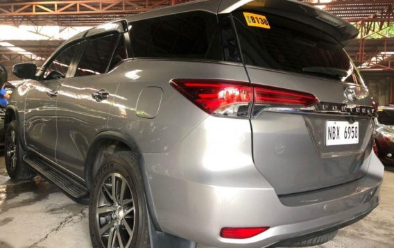 Silver Toyota Fortuner 2017 for sale in Quezon City-4