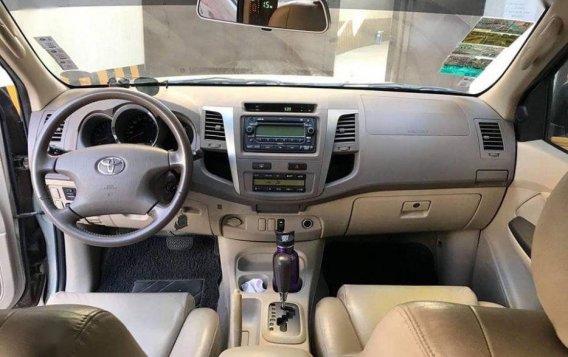 Sell 2nd Hand 2006 Toyota Fortuner Suv Automatic Gasoline at 80000 km in Quezon City-7