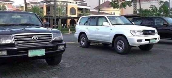 Selling 2nd Hand Toyota Land Cruiser 2004 in Davao City-2