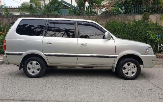 2nd Hand Toyota Revo 2004 at 77000 km for sale in Quezon City-3