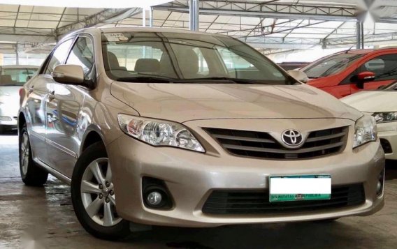 Sell 2nd Hand 2010 Toyota Corolla Altis Automatic Gasoline at 74000 km in Makati