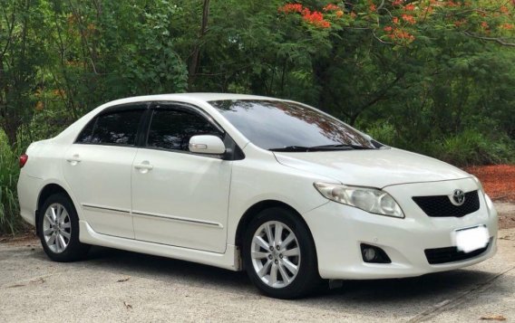 Selling 2nd Hand Toyota Corolla Altis 2010 in Parañaque-5