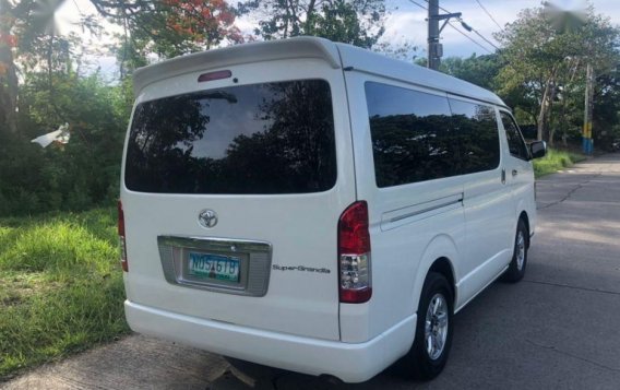 Toyota Hiace 2010 Automatic Diesel for sale in Muntinlupa-3