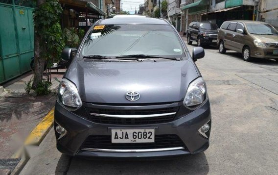 2nd Hand Toyota Wigo 2015 at 12000 km for sale in Manila-2