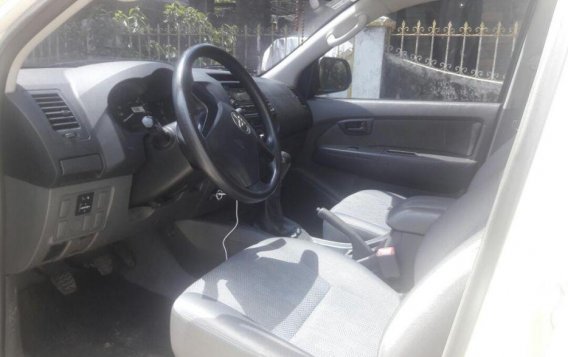 2nd Hand Toyota Hilux 2014 Manual Diesel for sale in Muntinlupa-6