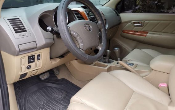 2nd Hand Toyota Fortuner 2010 for sale in Apalit-6