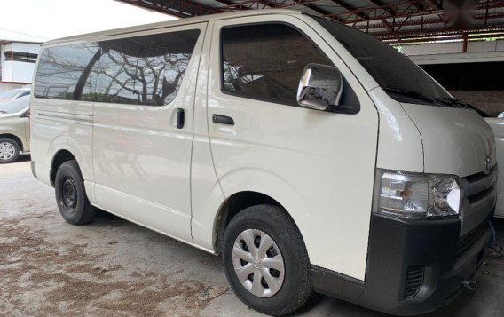 Selling White Toyota Hiace 2019 Van in Quezon City