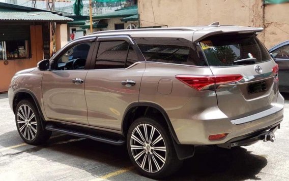 2nd Hand Toyota Fortuner 2017 for sale in Quezon City-5