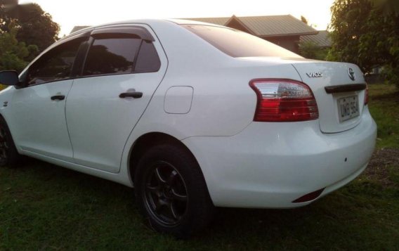 2nd Hand Toyota Vios 2011 for sale in Mandaluyong-4