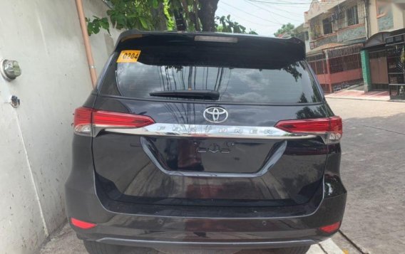 Black Toyota Fortuner 2018 for sale Automatic-2