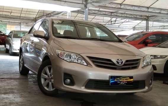 Selling 2nd Hand Toyota Altis 2012 at 74633 km in Makati-10