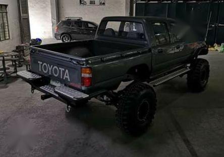 2nd Hand Toyota Hilux 1997 Manual Gasoline for sale in Manila-5