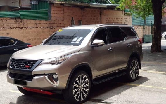 2nd Hand Toyota Fortuner 2017 for sale in Quezon City-2