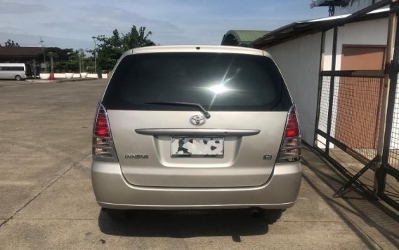 2nd Hand Toyota Innova 2008 Automatic Diesel for sale in Santiago-1