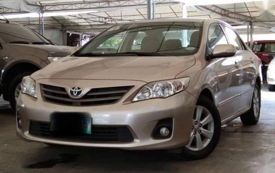 2nd Hand Toyota Altis 2012 for sale in Makati-1