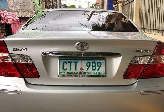 Sell Like New 2002 Toyota Camry at 100000 km in Makati