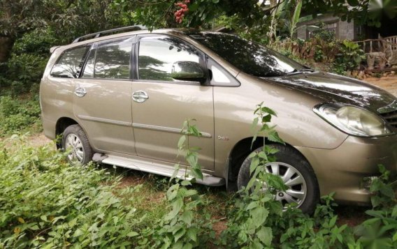 Selling 2nd Hand Toyota Innova 2011 in Bambang-3