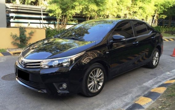 Selling Toyota Corolla Altis 2016 Automatic Gasoline in Makati-2