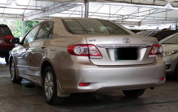 2nd Hand Toyota Altis 2012 for sale in Makati-5