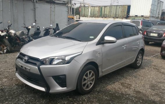 Selling 2nd Hand Toyota Yaris 2017 in Cainta-3