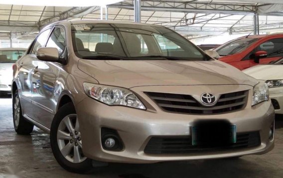 2nd Hand Toyota Altis 2012 for sale in Makati-2