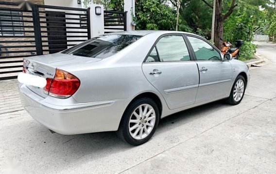 Selling Toyota Camry 2004 at 72000 km in Bacoor