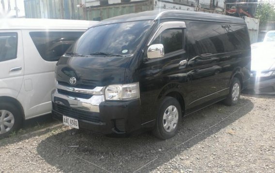 Sell 2nd Hand 2014 Toyota Hiace Manual Diesel at 40000 km in Cainta-1
