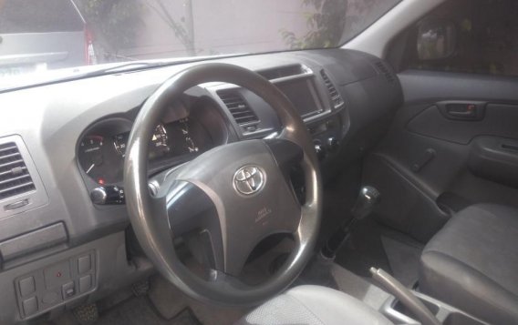 2012 Toyota Hilux for sale in Quezon City-1