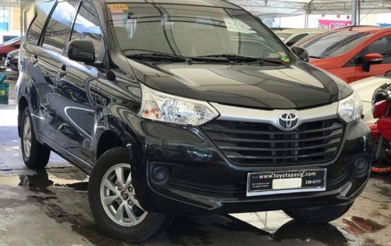 Selling 2nd Hand Toyota Avanza 2016 in Makati-2