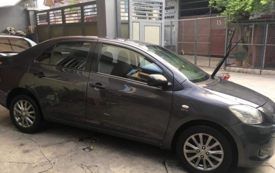 Selling Toyota Vios 2013 Manual Gasoline in Quezon City-3