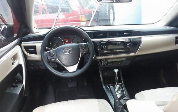 2015 Toyota Corolla Altis for sale in Parañaque-7