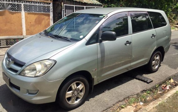 2006 Toyota Innova for sale in Quezon City-2