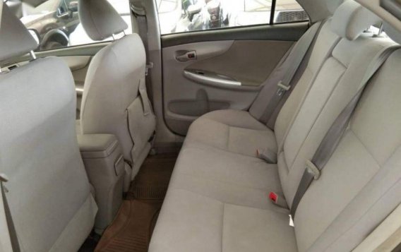 2nd Hand Toyota Altis 2012 Automatic Gasoline for sale in Manila-8