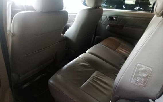 Selling Toyota Fortuner 2010 Automatic Diesel in Quezon City-7