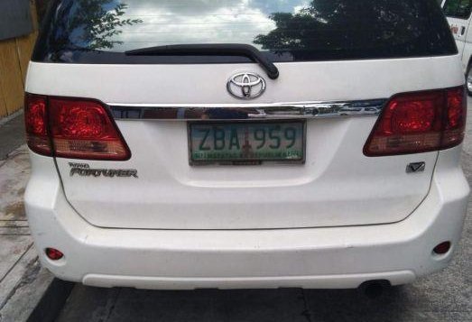 2nd Hand Toyota Fortuner 2005 for sale in Quezon City-4
