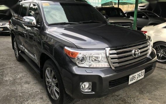 2nd Hand Toyota Land Cruiser 2015 at 15000 km for sale in Quezon City