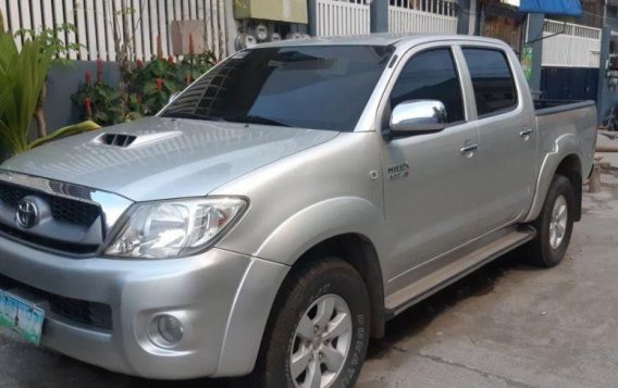 Toyota Hilux 2011 Manual Diesel for sale in Davao City-1