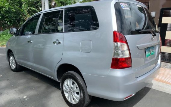 Selling 2nd Hand Toyota Innova 2012 Manual Gasoline at 19554 km in Caloocan-3