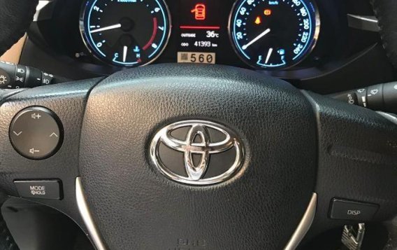 Selling Toyota Altis 2013 Manual Gasoline in Manila-2